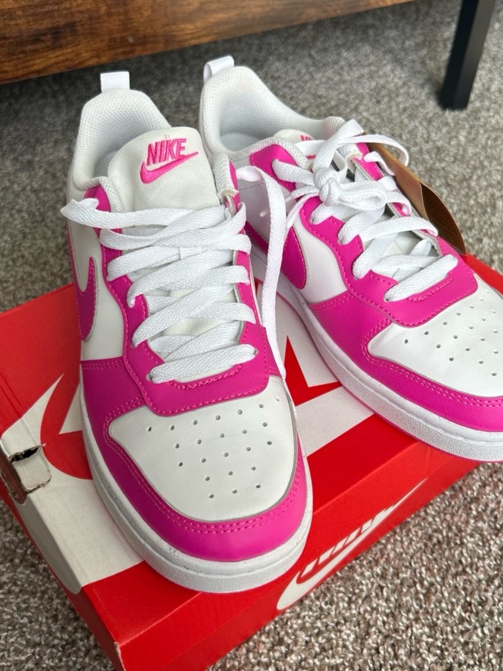 Nike White & Hot Pink Low-Top Sneakers — Bold Pink Accents